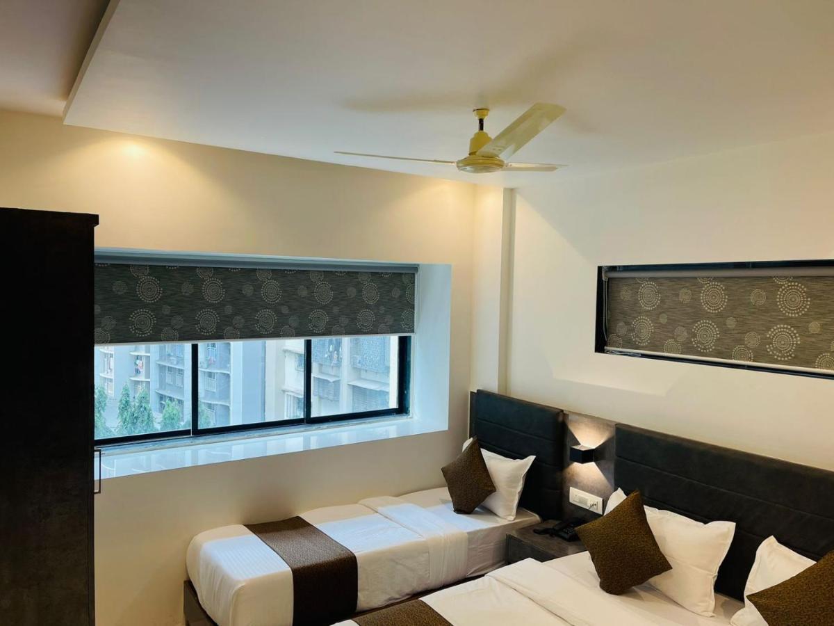 Hotel Black Burn Мумбаи Экстерьер фото